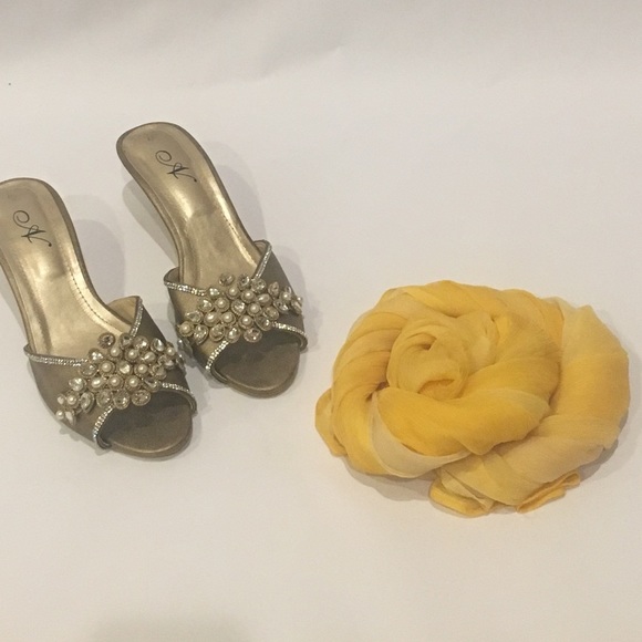 Sunshine Yellow silk scarf wrap shawl hijab turban - Picture 2 of 6